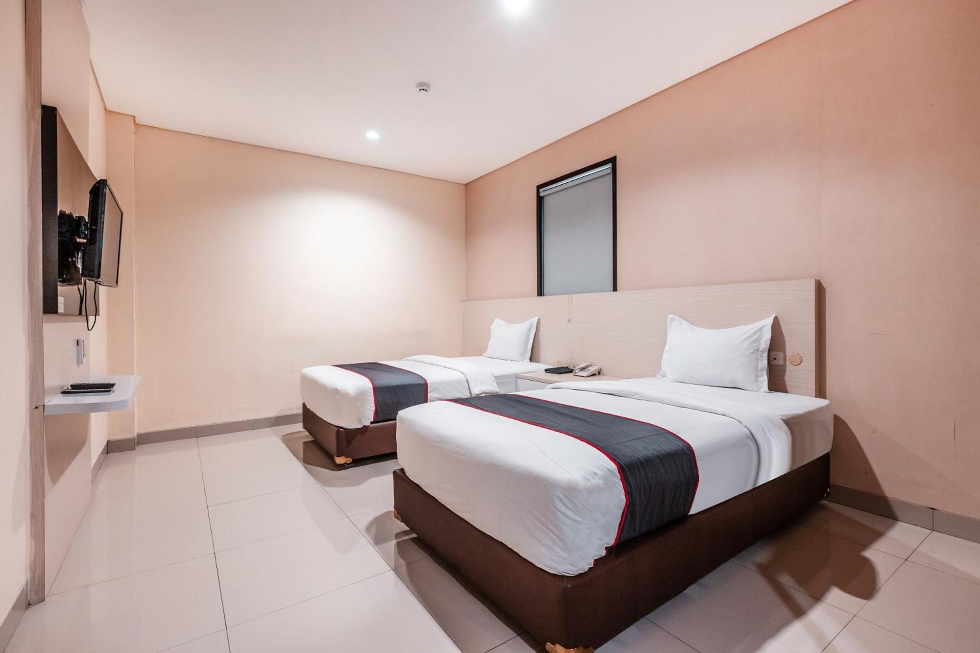 Collection O Hotel Igloo Bekasi Luaran gambar