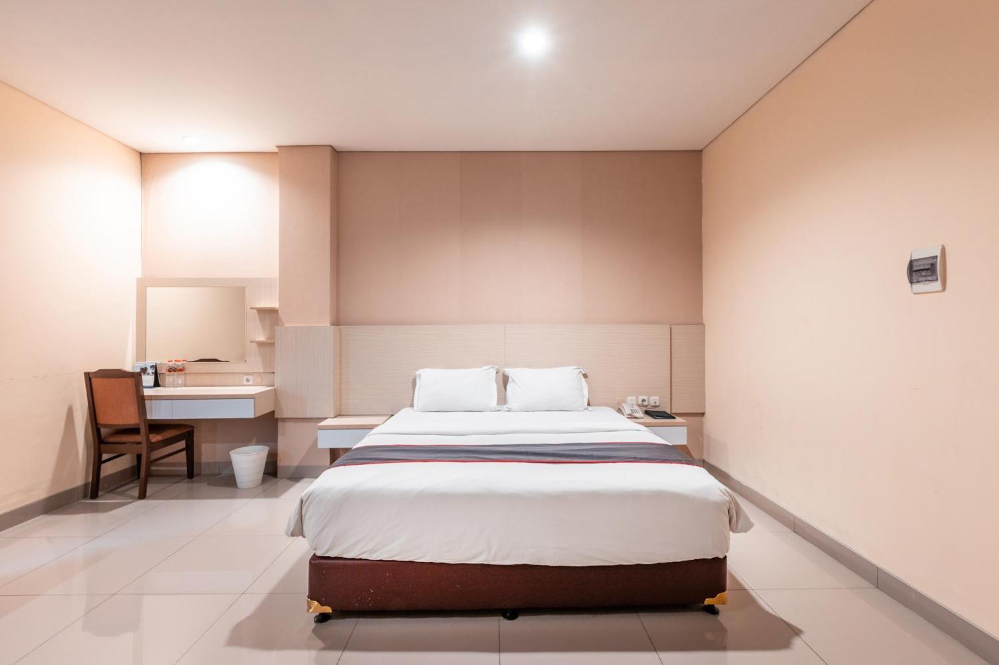 Collection O Hotel Igloo Bekasi Luaran gambar