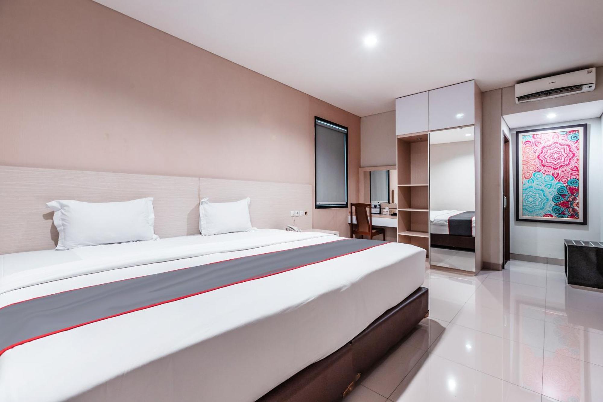 Collection O Hotel Igloo Bekasi Luaran gambar