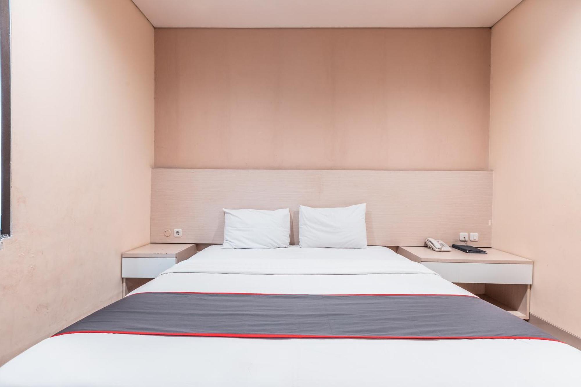 Collection O Hotel Igloo Bekasi Luaran gambar
