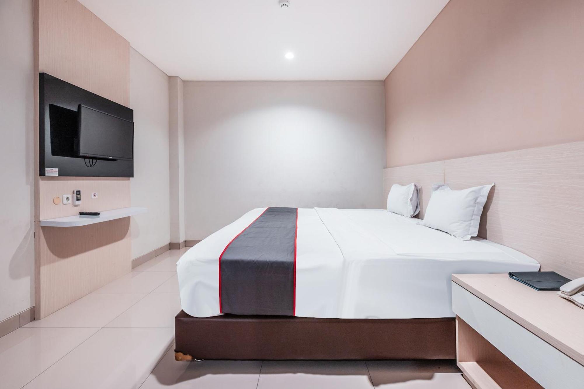 Collection O Hotel Igloo Bekasi Luaran gambar