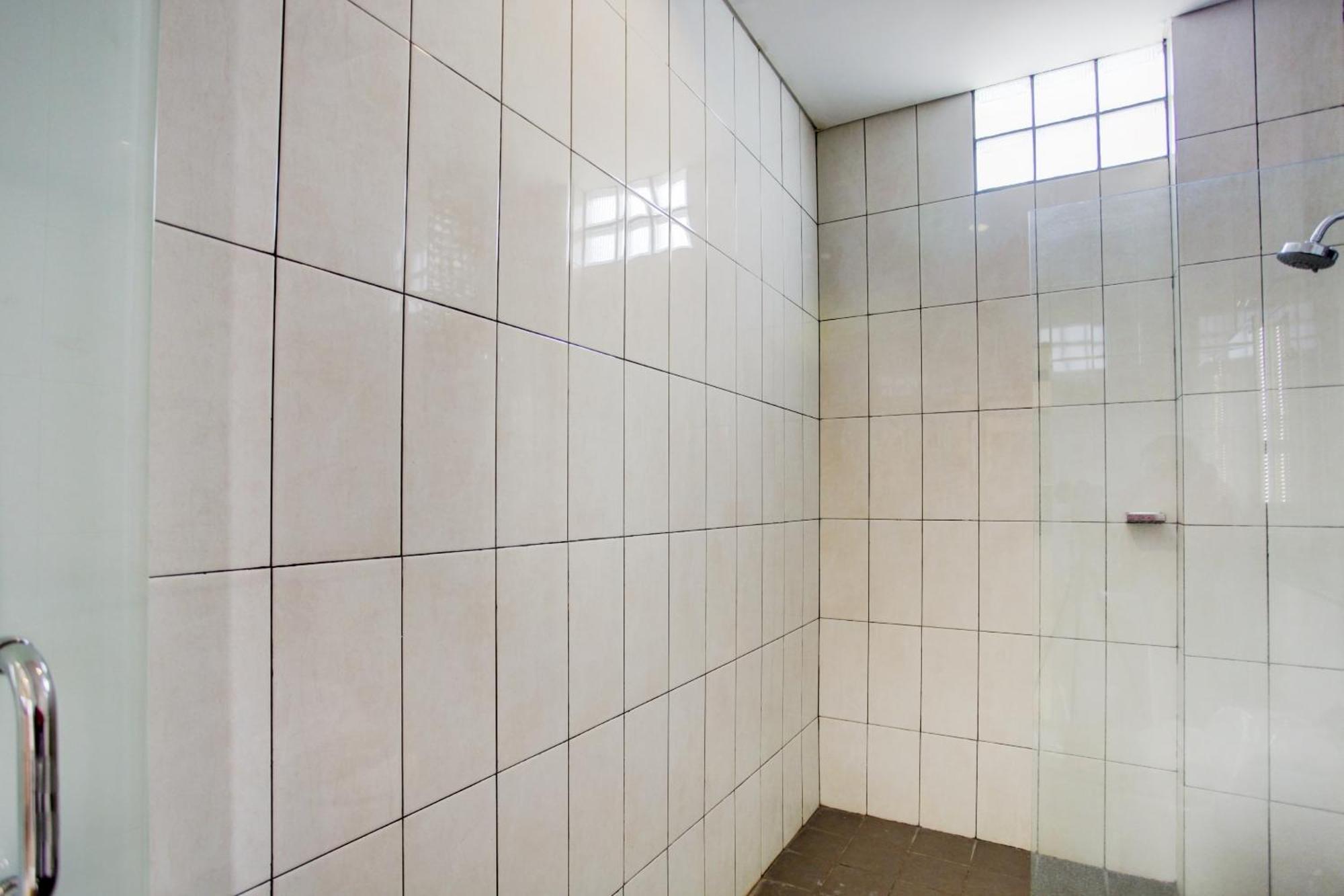 Collection O Hotel Igloo Bekasi Luaran gambar