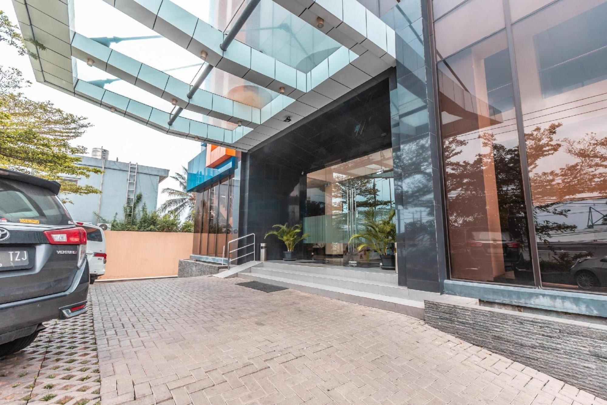 Collection O Hotel Igloo Bekasi Luaran gambar