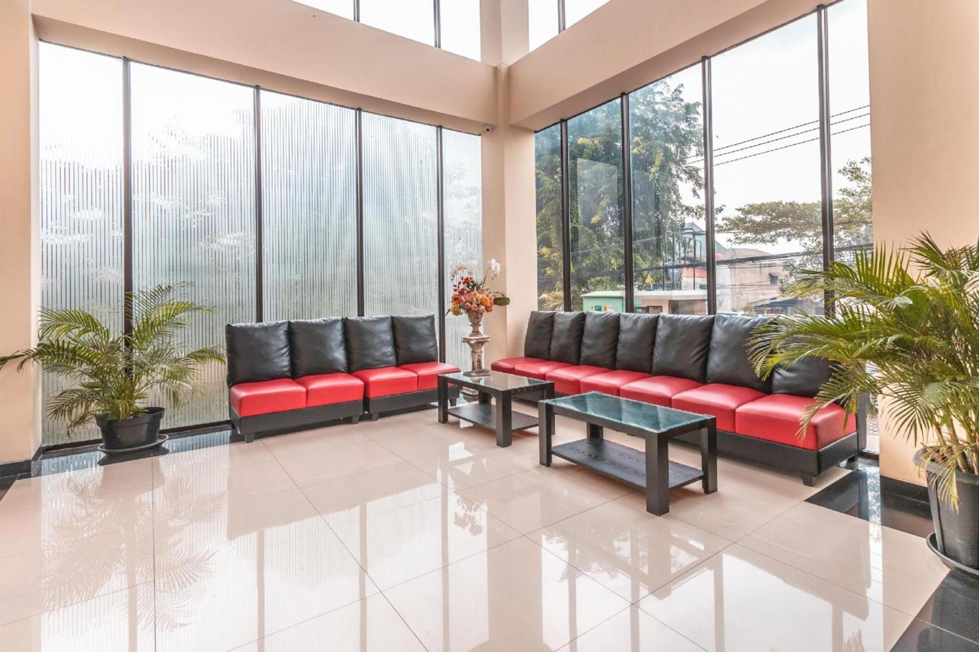 Collection O Hotel Igloo Bekasi Luaran gambar